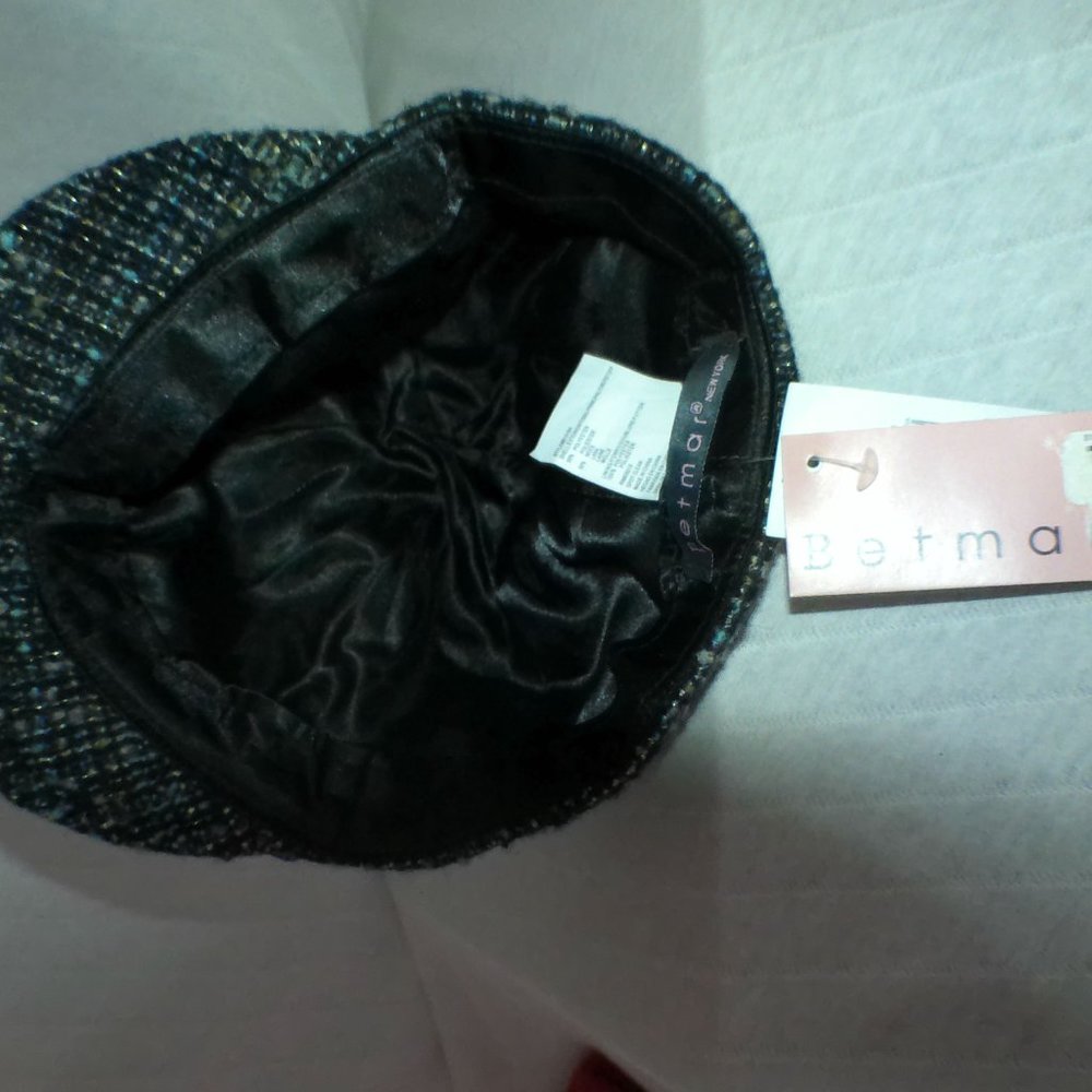 Plaid hat - Picture 3 of 3